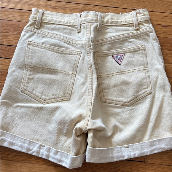 Vintage Guess Light Yellow Button Fly Denim Shorts - Picture 1 of 4